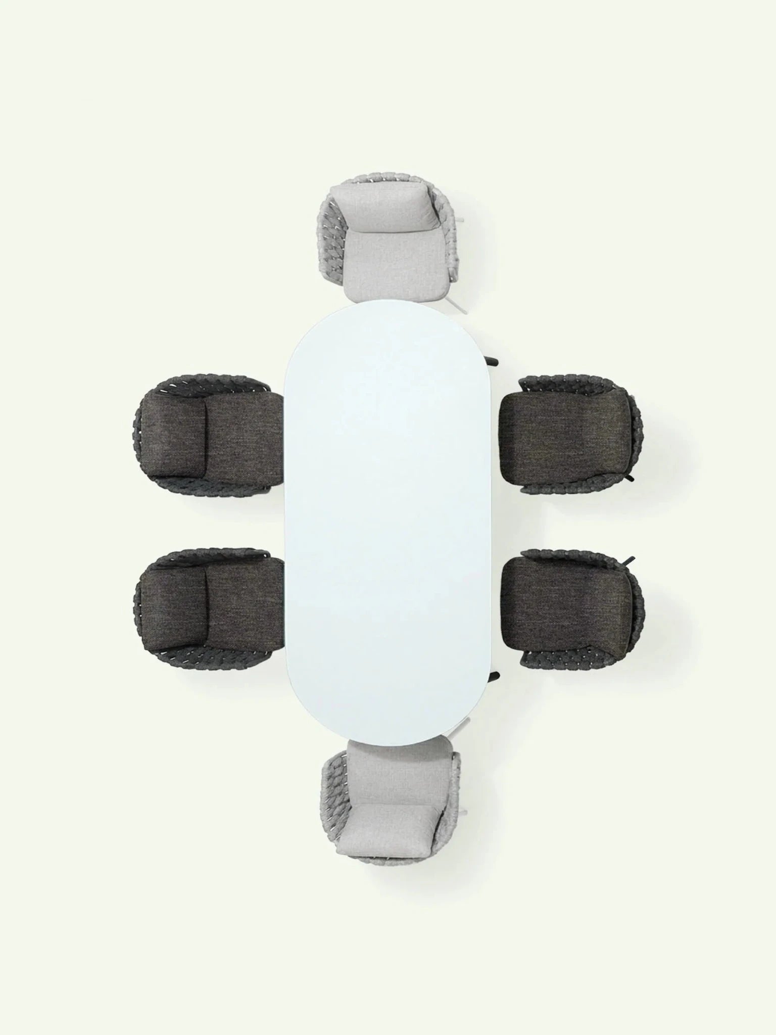 Draufsicht auf das ovale Menelamé Gartentisch-Set Agom mit sechs gepolsterten Outdoor-Stühlen.