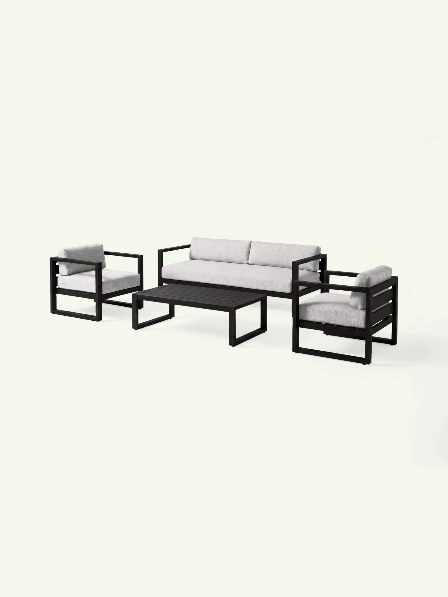 Perspektivische Ansicht der Menelamé Lounge Lendin, 4-teiliges Set aus Aluminium und wetterfestem Olefin.
